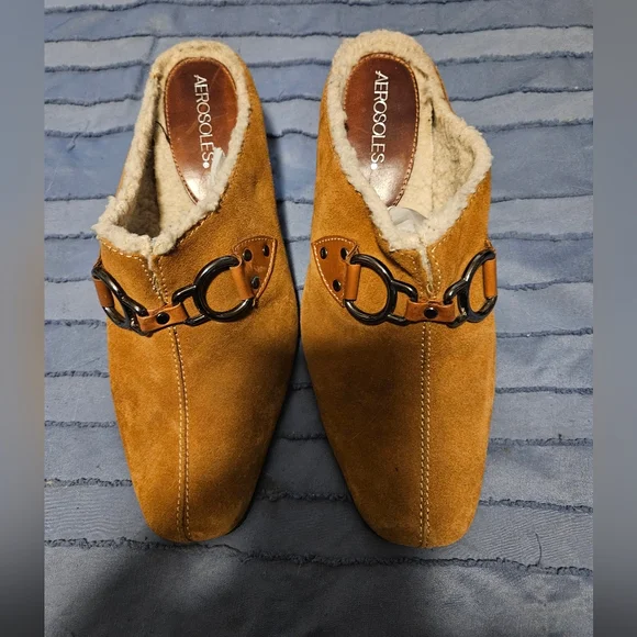 AEROSOLES Brown Suede Slip-Ons - Picture 4 of 4